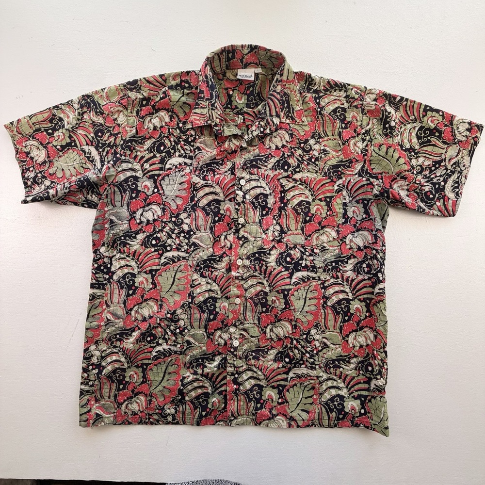 Vintage Batik Warisan short sleeve floral pattern button up shirt men size L